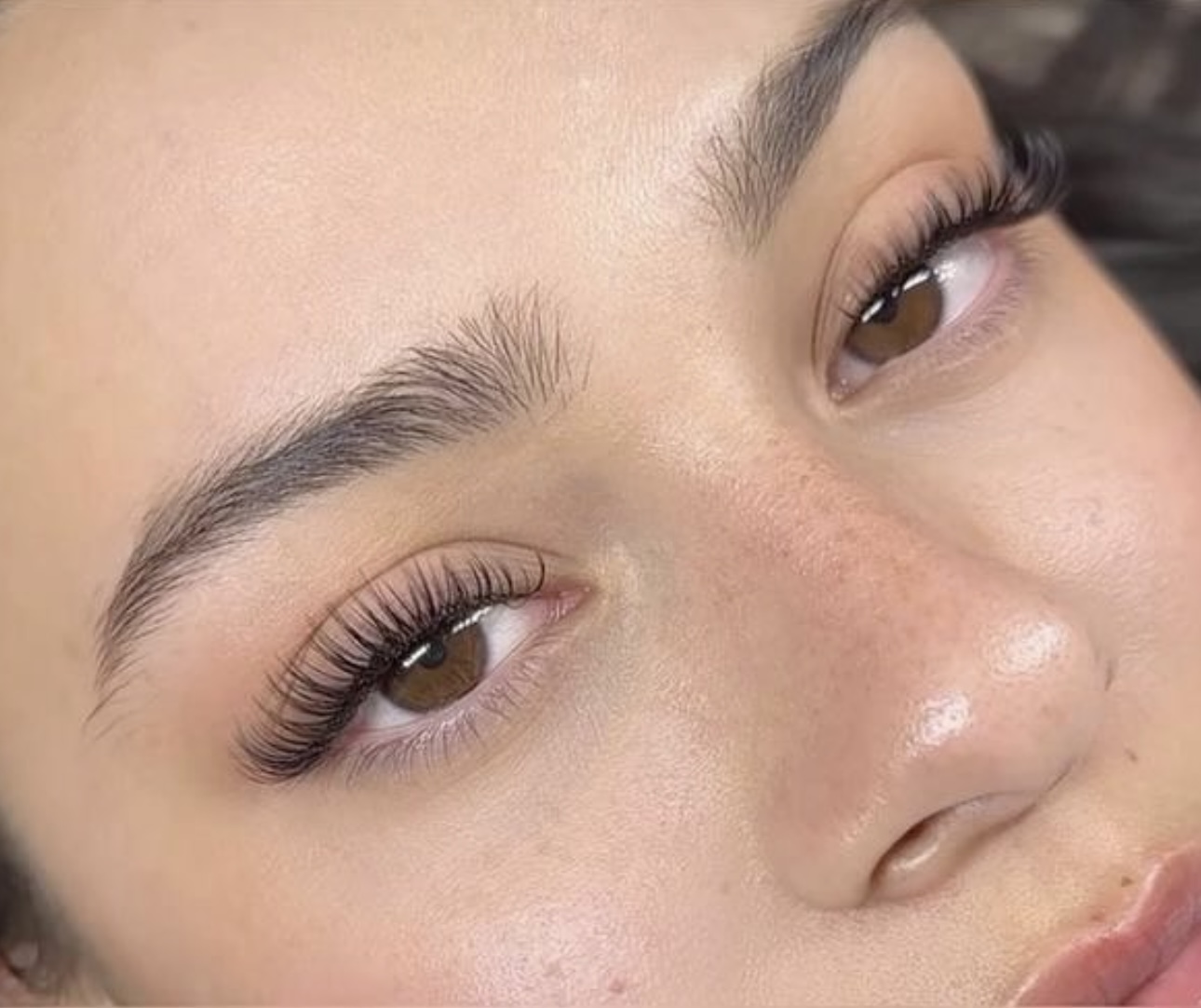 Classic lash extensions at Maison Montclair