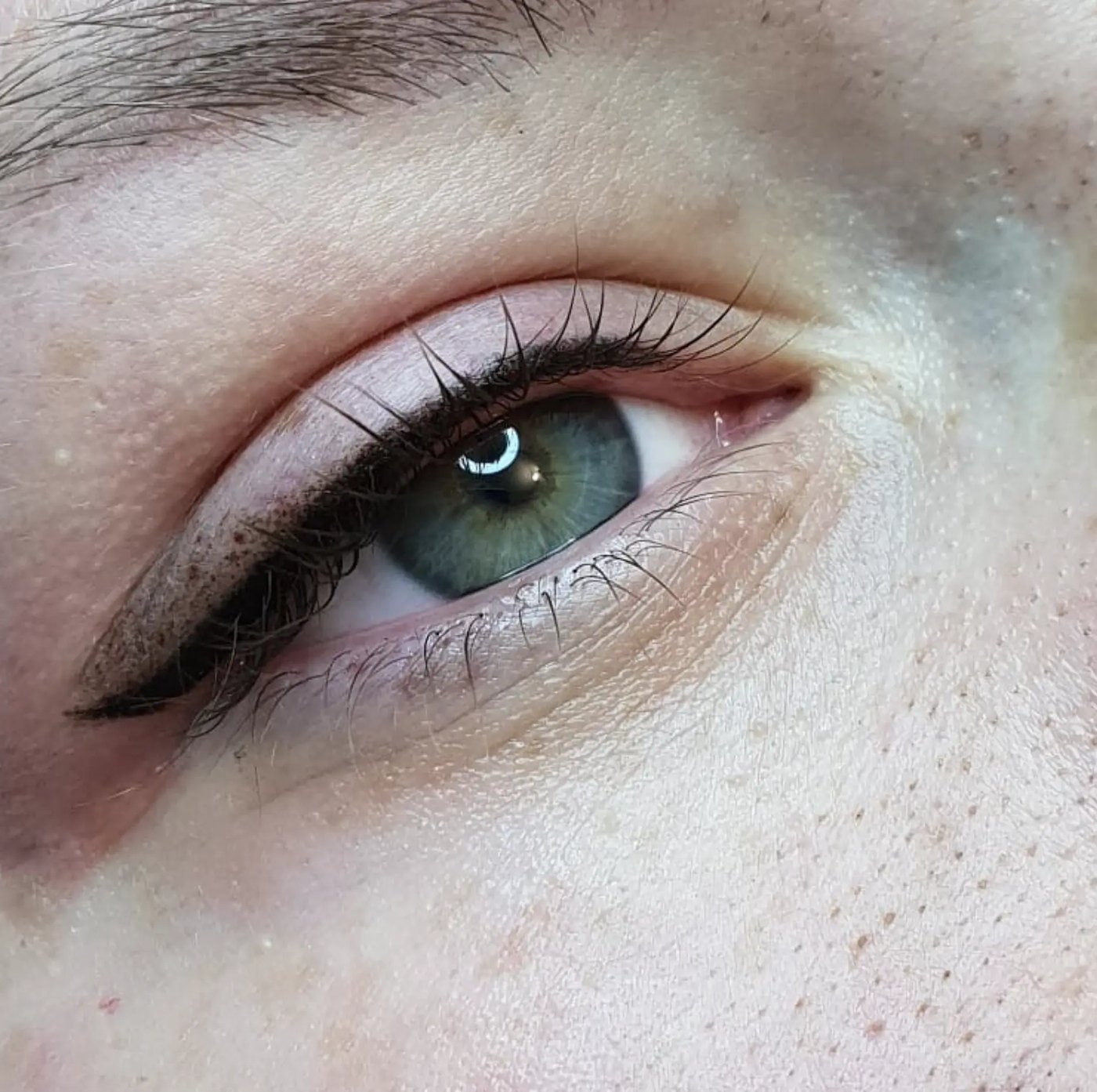 Smoky ombre eyeliner cosmetic tattoo at Maison Montclair