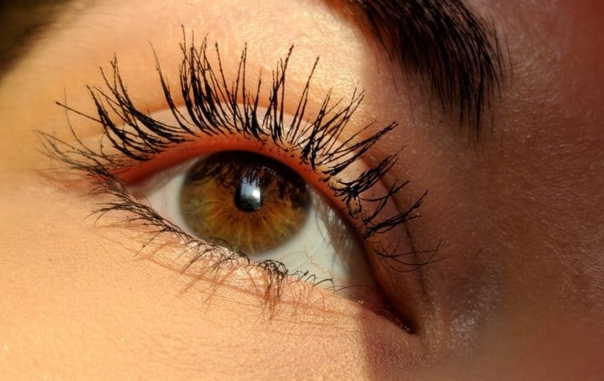 semi-permanent mascara at Maison Montclair